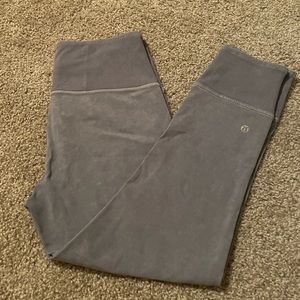 Lululemon cropped joggers